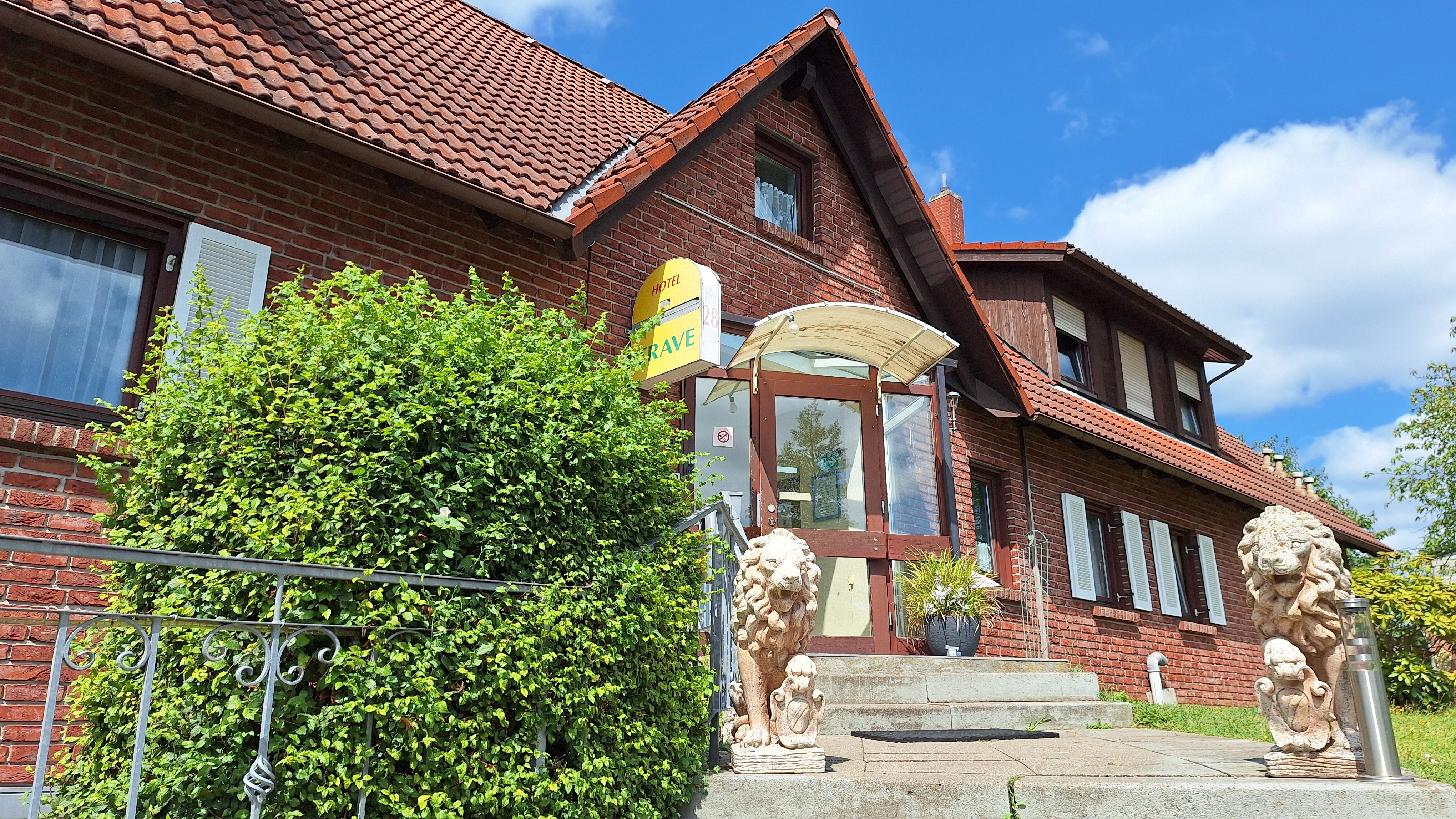 Hotel Trave Impression /images/hoteltrave_eingang