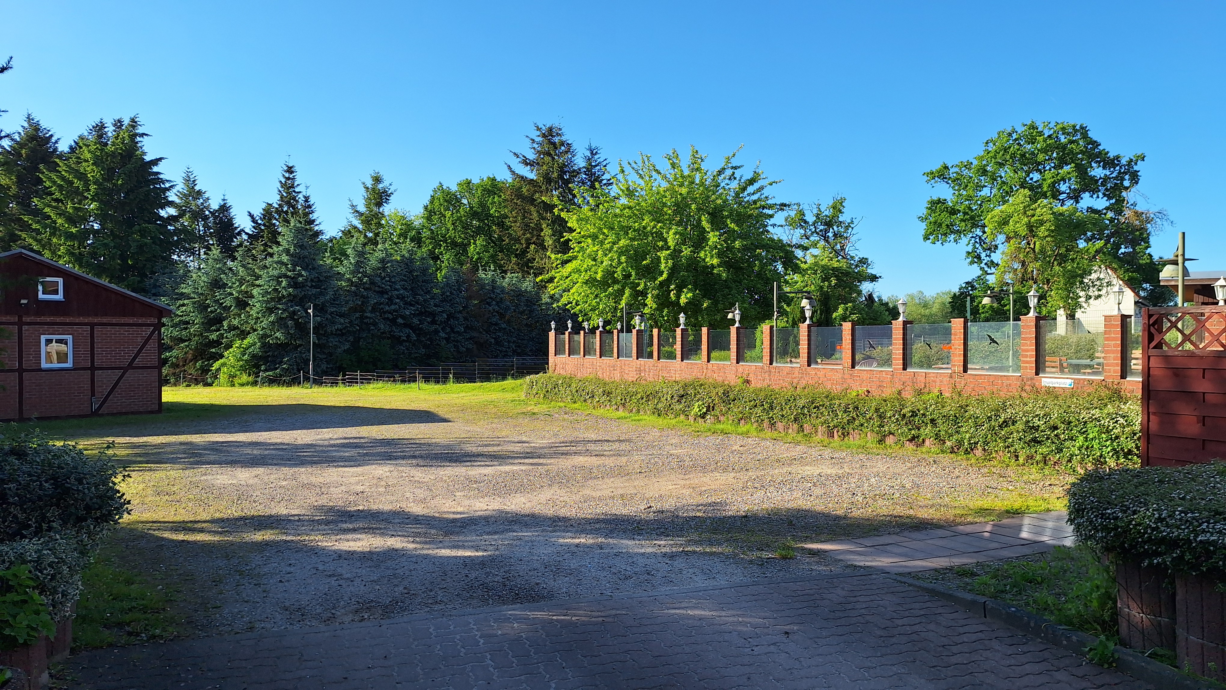 Hotel Trave Impression /images/hoteltrave_parkplatz
